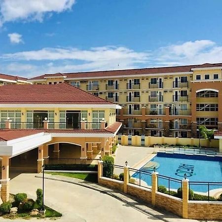 Mikaela'S Crib- 1 Bedroom Flat @ Arezzo Place Condominium Davao City 외부 사진